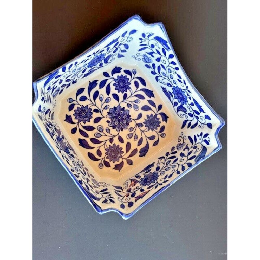 RARE Vintage 20th Century Vintage Chinese Square White Blue Porcelain Bowl